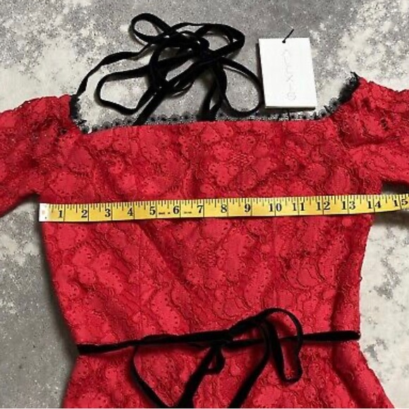 Alexis Lace jumpsuit XS - Picture 6 of 10